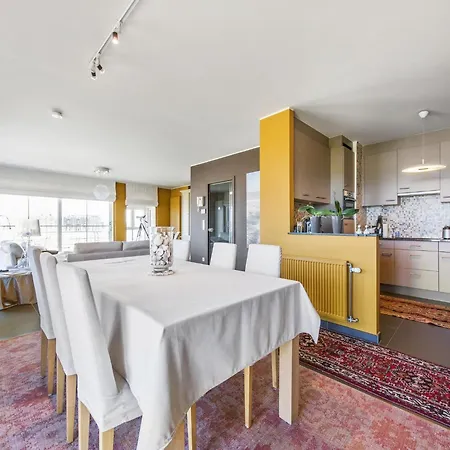 Апартаменты Near Marina With Sea Views, Cleaning Included Бланкенберге